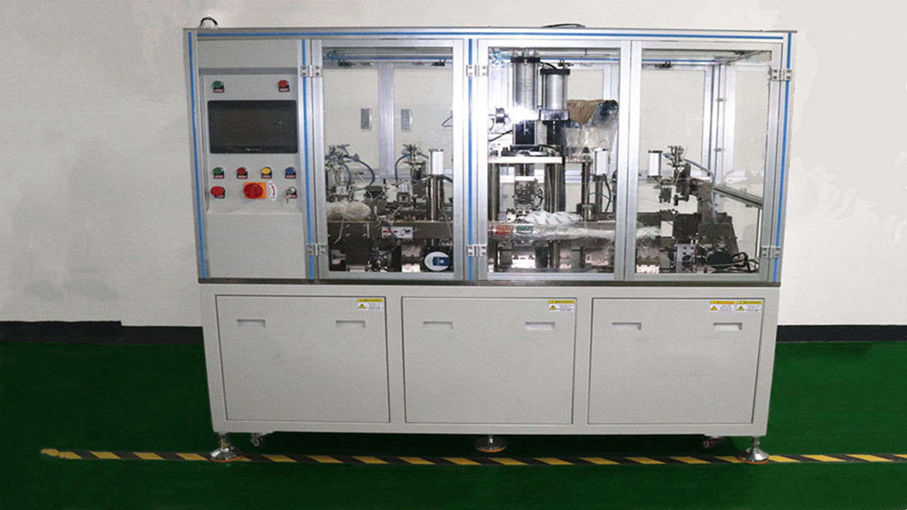 Full-automatic relay assembly machine 
