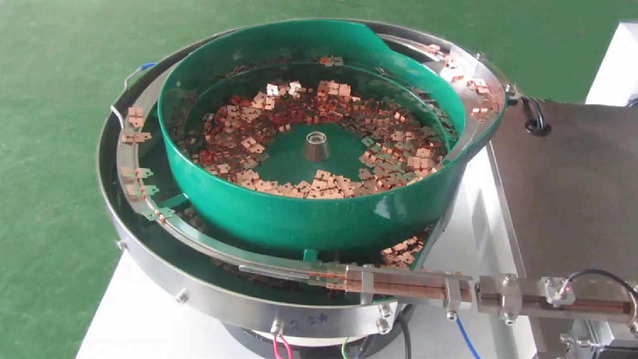 Riveting Contact Machine