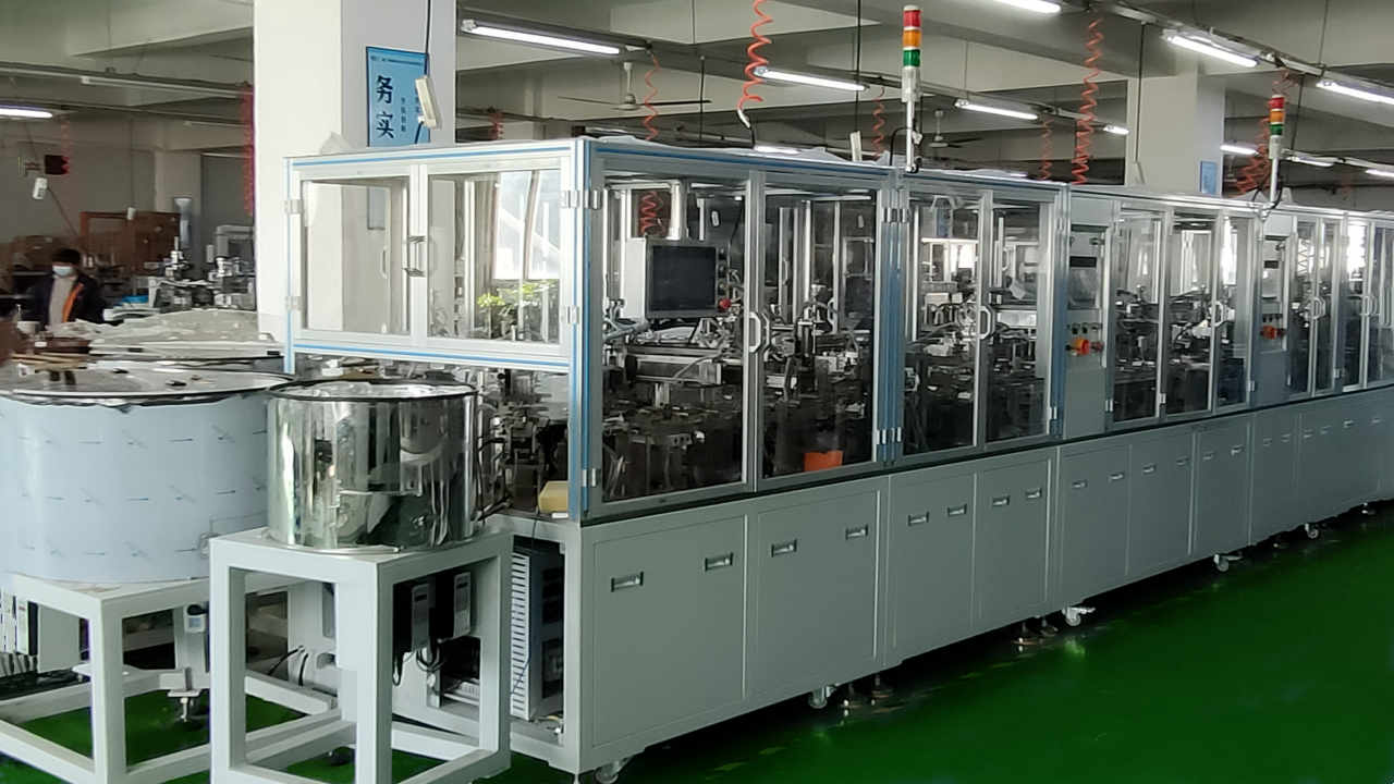 45 degree locking assembly line