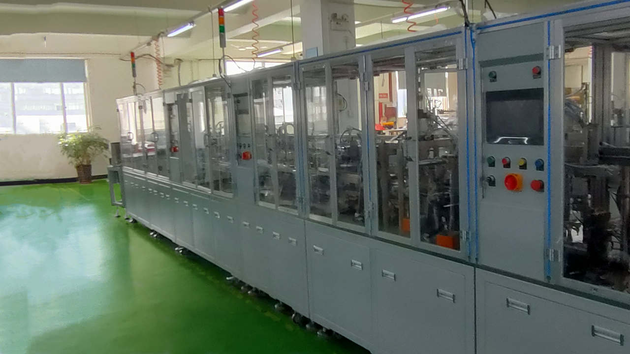 45 degree locking assembly line